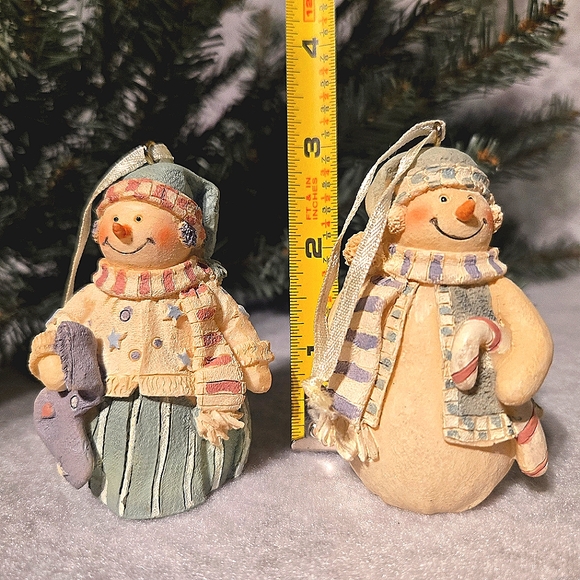 VTG Plum Pudding Snowman Pair Handpainted Resin Figurine Ornament Cottagecore - Picture 4 of 4